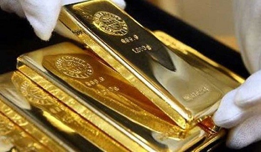Giá vàng trong nước “lao dốc” theo giá vàng thế giới