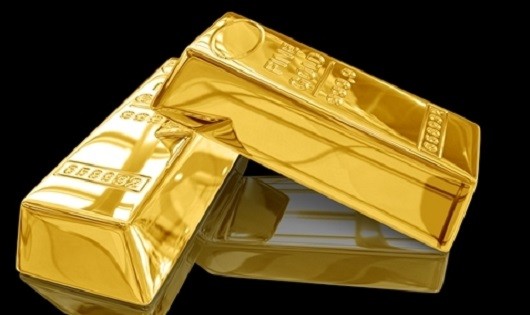 Vàng trong nước giảm, vàng thế giới “lao đao“