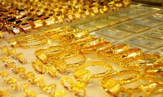 Vàng giữ ở mức cao trong thời điểm cuối năm
