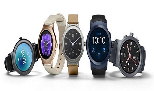Trình làng 2 smartwatch đầu tiên chạy Android Wear 2.0