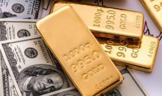 Đồng USD giảm liên tiếp, giá vàng vẫn chững ở mức cao