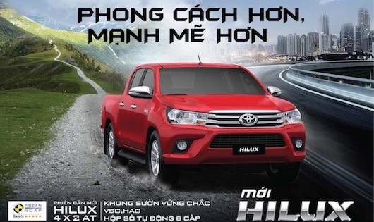 Toyota Việt Nam giới thiệu Hilux phiên bản cải tiến 2017