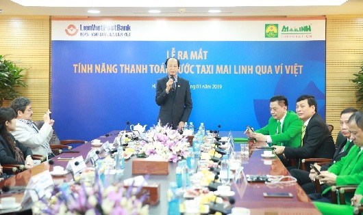 Ông Nguyễn Đình Thắng – Chủ tịch LienVietPostBank - phát biểu tại Lễ ra mắt dịch vụ.