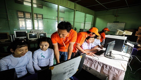 Viettel đã cung cấp eSIM tại Việt Nam, Myanmar, Campuchia và Lào