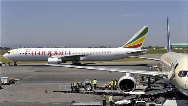Máy bay của hãng hàng không Ethiopian Airlines tại sân bay ở Nairobi, Kenya. Ảnh: AFP/TTXVN