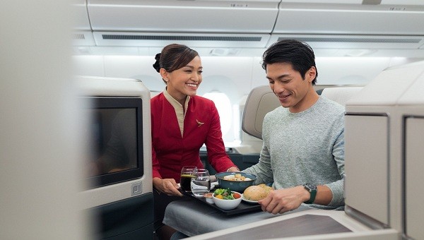 Hãng hàng không Cathay Pacific nâng tầm dịch vụ và sản phẩm tại các hạng khoang cao cấp trong kế hoạch định hướng thương hiệu mới “Trải nghiệm vượt xa” (Move Beyond).
