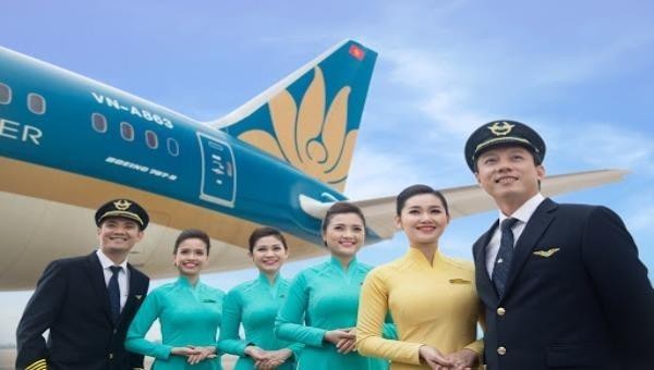 Công ty mẹ - Vietnam Airlines, đơn giá tiền lương khoán theo chỉ tiêu tấn - km thực hiện có doanh thu.