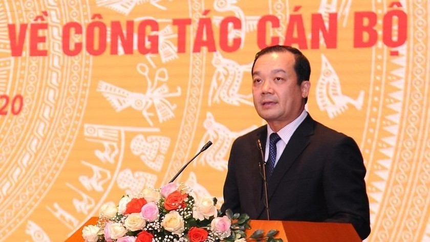 Tân Chủ tịch Hội đồng thành viên Tập đoàn VNPT Phạm Đức Long phát biểu nhận nhiệm vụ.