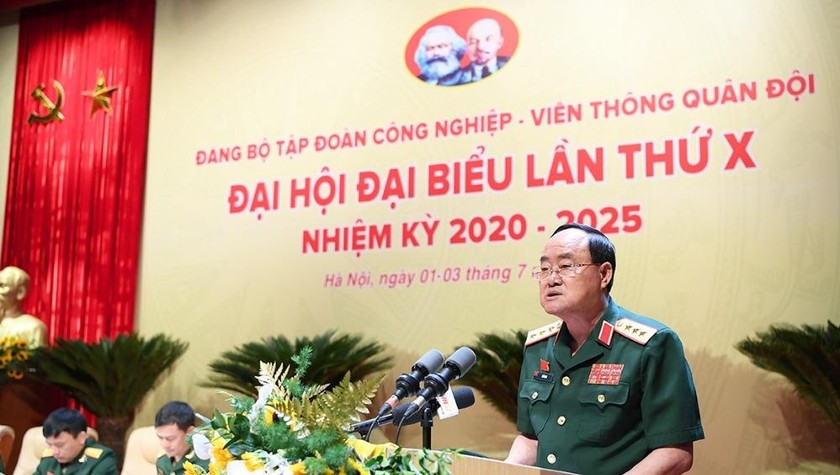 Thượng tướng Trần Đơn - Ủy viên BCH Trung ương Đảng, Ủy viên Thường vụ Quân ủy Trung ương, Thứ trưởng Bộ Quốc phòng - phát biểu chỉ đạo Đại hội.