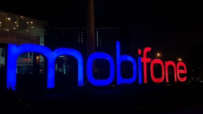 Tháng 7:  Đổi sim 4G MobiFone dễ trúng Iphone X 