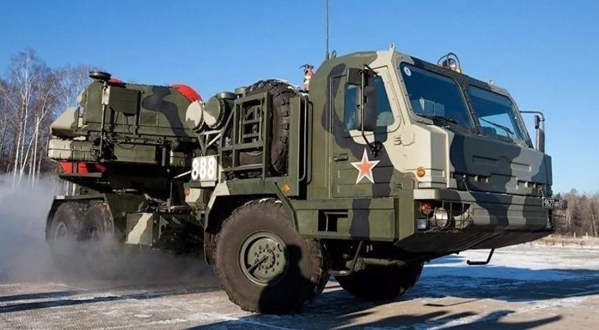 Ảnh: Tổ hợp tên lửa phòng không S-500 (ảnh: Bộ Quốc phòng Nga)