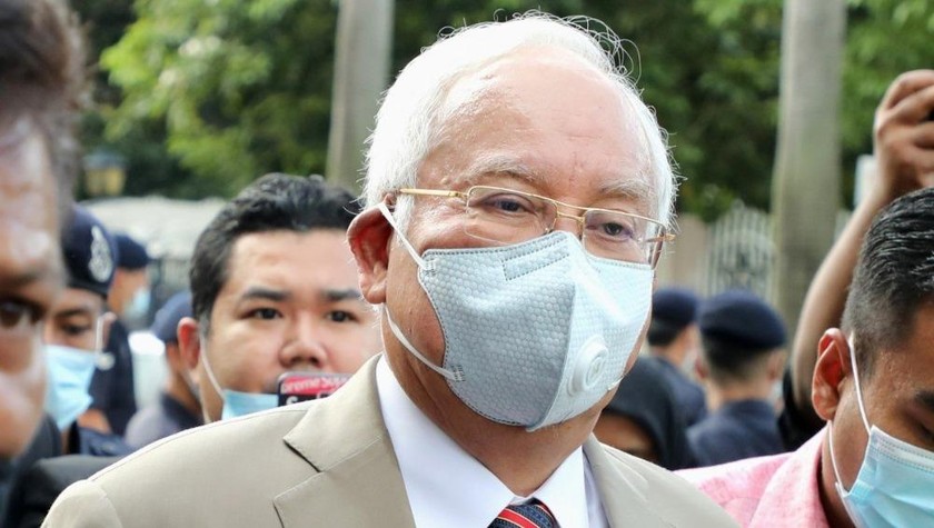 Cựu Thủ tướng Malaysia Najib Razak đến Tòa án tối cao Kuala Lumpur ngày 28/7/2020. Ảnh: Reuters