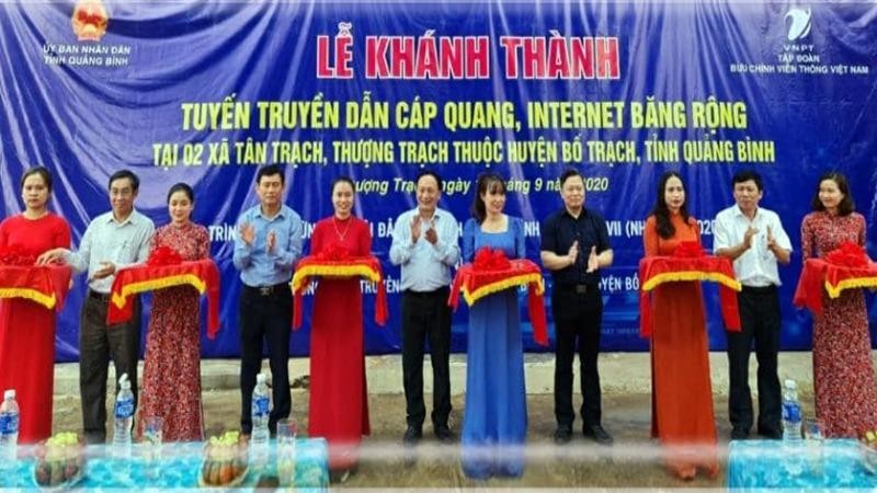 Khánh thành tuyến dẫn cáp quang, Internet băng rộng tại 2 xã Tân Trạch, Thượng Trạch, huyện Bố Trạch, Quảng Bình.