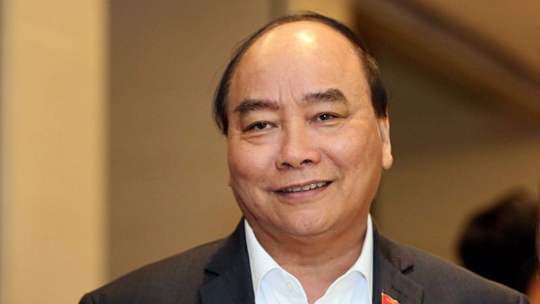 Ông Nguyễn Xuân Phúc được đề cử để Quốc hội bầu Chủ tịch nước. 