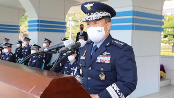 Đại tướng không quân Hàn Quốc Lee Seong-yong tại một sự kiện hôm 31/5.