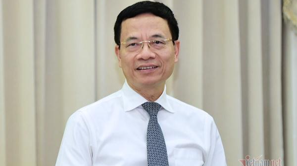 Bộ trưởng TT&TT Nguyễn Mạnh Hùng.