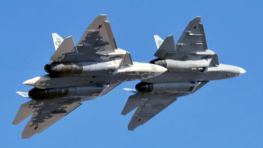 Tiêm kích thế hệ thứ 5 Su-57 cũng sẽ tham gia diễn tập lần này.