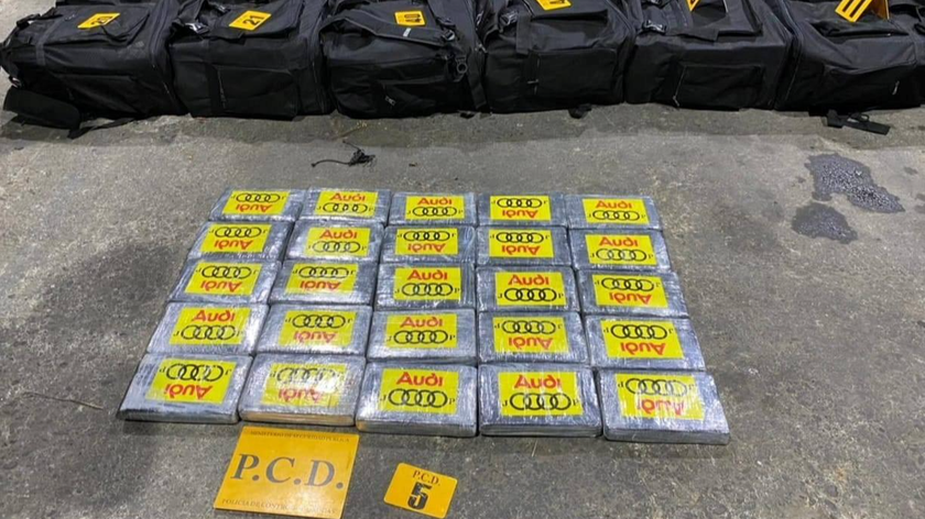 Cảnh sát Costa Rica đã thu giữ 4,3 tấn cocaine có nguồn gốc từ Colombia.
