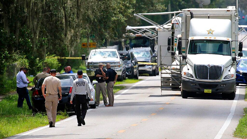 Cảnh sát phong tỏa hiện trường vụ xả súng ở khu dân cư Lakeland, miền trung Florida ngày 5/9.