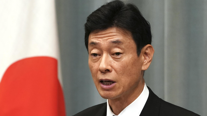Bộ trưởng Bộ Kinh tế Nhật Bản Yasutoshi Nishimura.