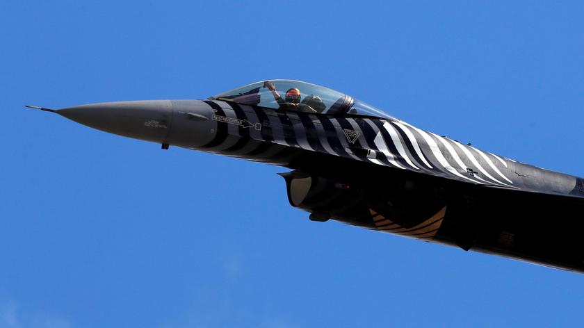 Một chiếc máy bay chiến đấu cơ F-16 của Mỹ.