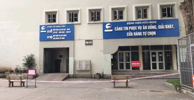 Khu vực căng tin bệnh viện Hữu Nghị đóng cửa và phong toả tạm thời (ảnh Skđs)