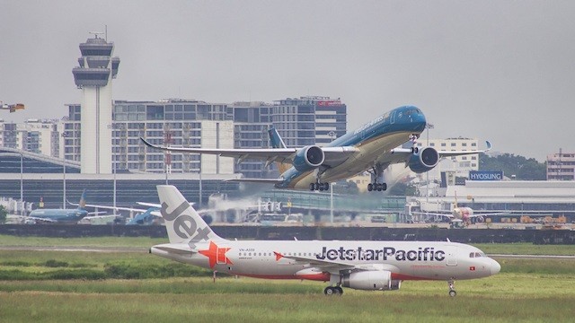 Vietnam Airlines và Jetstar Pacific tăng tần suất khai thác đường bay giữa Hà Nội và TP. Hồ Chí Minh từ 16/4. Ảnh: Vietnam Airlines 