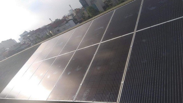 Trường THCS Nguyễn Trãi là trường đầu tiên được hỗ trợ công trình điện mặt trời mái nhà.