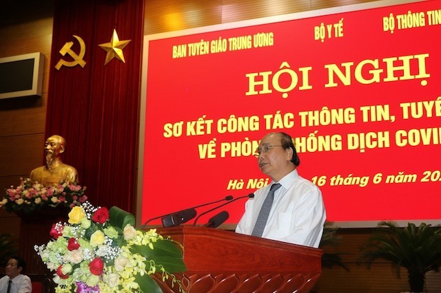 Thủ tướng Chính Phủ Nguyễn Xuân Phúc tại Hội nghị sơ kết công tác thông tin, tuyên truyền về phòng, chống dịch bệnh Covid-19.
