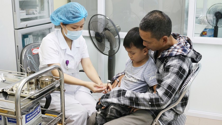 Chiến dịch tiêm vắc xin phòng, chống bệnh bạch hầu, trước hết thực hiện ở 4 tỉnh Tây Nguyên. Ảnh: minh họa