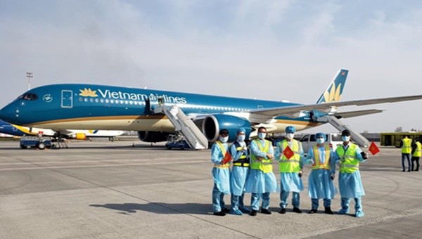 Vietnam Airlines sẽ triển khai tăng chuyến  bay giải tỏa hành khách khỏi Đà Nẵng (ảnh: VNA) 