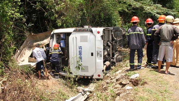 Tai nạn giao thông nghiêm trọng tại Quảng Bình (ảnh:  TTXVN)