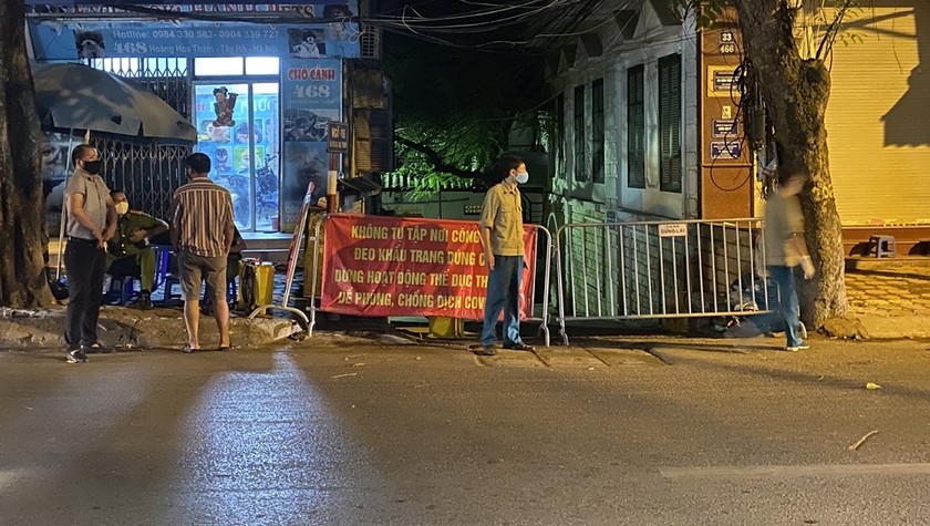 Phong tỏa nơi ở của ca nghi nhiễm Covid-19 thứ 2 tại Hà Nội.