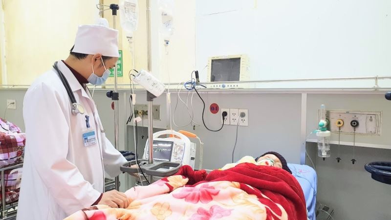 Trường hợp bệnh nhân ngộ độc thuốc hạ huyết áp đang điều trị tại bệnh viện - Ảnh: BVCC