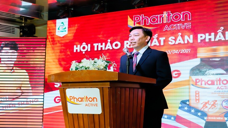Ông Lê Thanh Tùng - Phó Tổng Giám đốc Kinh doanh TV.PHARM phát biểu tại Hội thảo