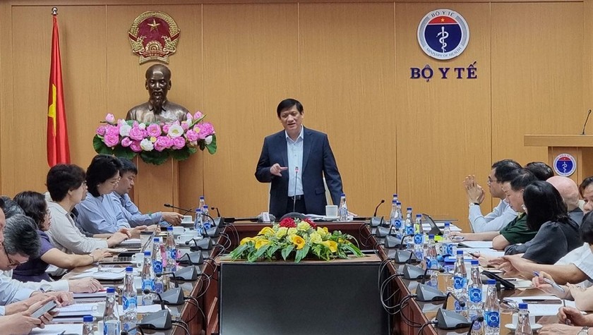 GS.TS Nguyễn Thanh Long - Bộ trưởng Bộ Y tế phát biểu tại hội nghị.