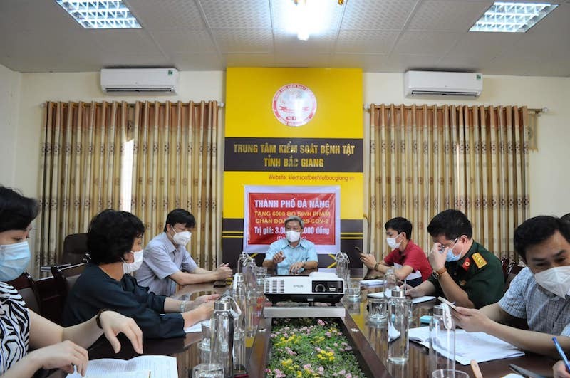  Bộ phận thường trực đặc biệt của Bộ Y tế họp tại Bắc Giang