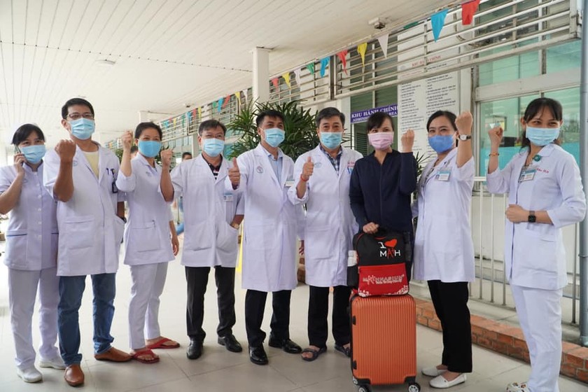  Hình ảnh của các y bác sĩ Bệnh viện Chợ Rẫy trước khi lên đường chi viện cho Bắc Giang. Ảnh: Bộ Y tế cung cấp.