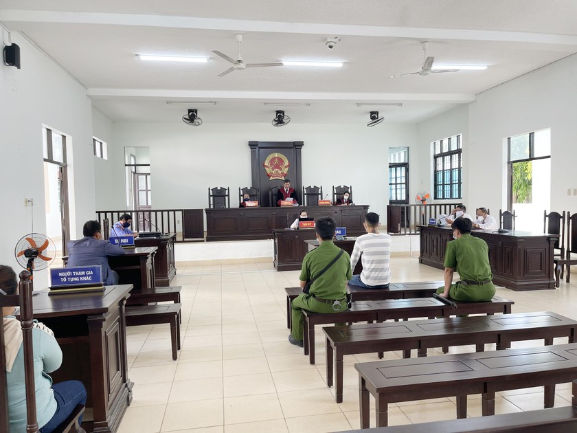 Toàn cảnh xét xử phiên phúc thẩm tại TAND tỉnh Ninh Thuận ngày 7/12.Ảnh Mỵ Châu
