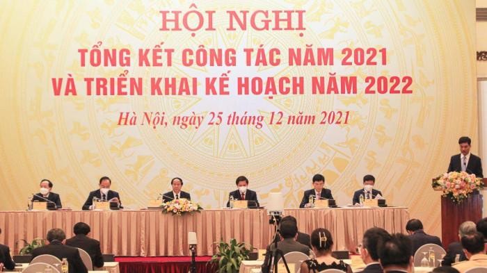 Phó Thủ tướng Lê Văn Thành, Bộ trưởng Nguyễn Văn Thể và lãnh đạo Bộ GTVT chủ trì Hội nghị. Ảnh: Báo giao thông