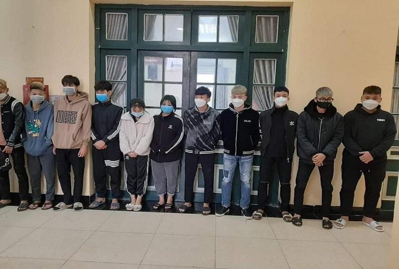 Nhóm 16 thanh, thiếu niên lập đoàn đua xe làm náo loạn đường phố Hà Nội 