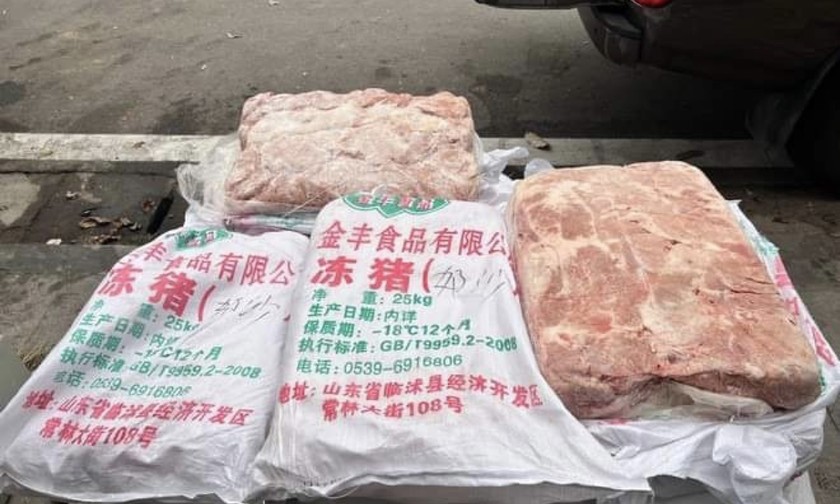 Hơn 1 tấn nầm lợn bốc mùi chuẩn bị tuồn ra thị trường 