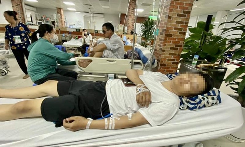 Anh Nguyễn Ngọc Phúc tại bệnh viện sau khi được đưa đi cấp cứu. Nguồn ảnh CACC