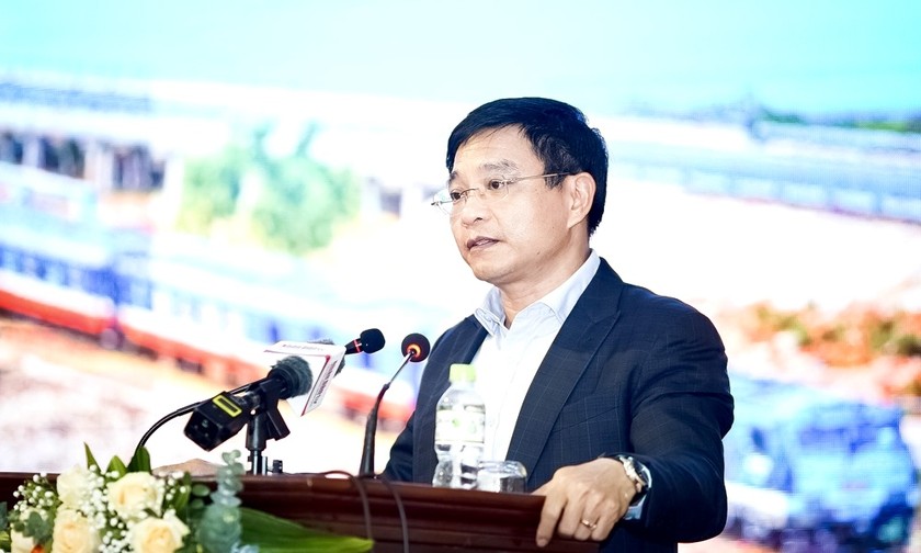 Bộ trưởng Bộ GTVT Nguyễn Văn Thắng phát biểu tại Hội nghị 