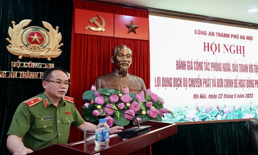Thiếu tướng Nguyễn Thanh Tùng, Phó Giám đốc CATP, phát biểu tại hội nghị. Nguồn ảnh CACC