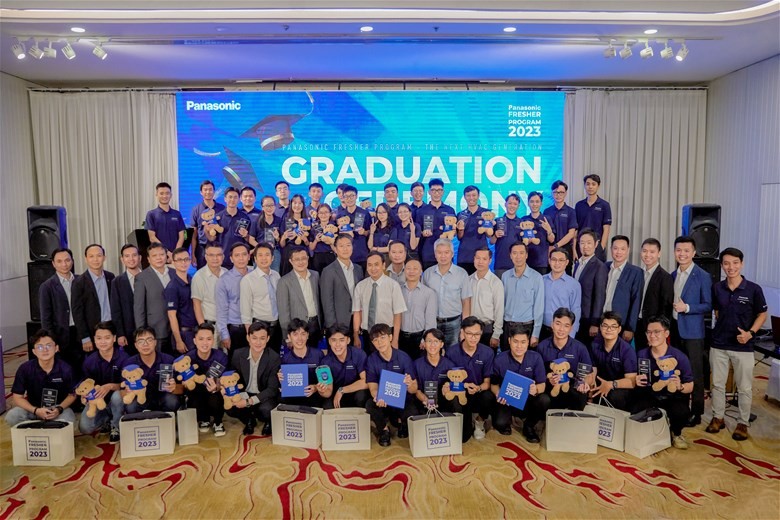 Sinh viên Đại học Điện lực tốt nghiệp xuất sắc Chương trình Panasonic Presher Program 2023