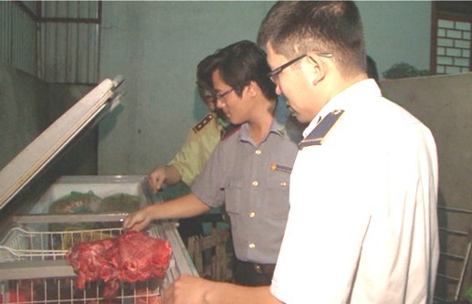 Hải Dương: Bắt giữ lò mổ chuẩn bị giết mổ lợn ốm