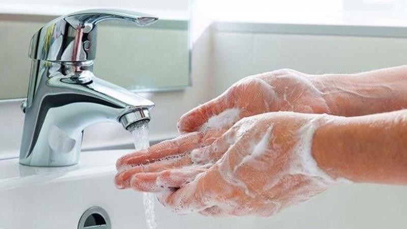 Rửa tay xà phòng cần trở thành thói quen. (Ảnh minh họa)