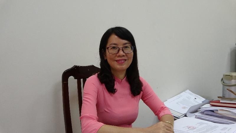 Bí thư Chi bộ, Phó Vụ trưởng Phan Thị Hồng Hà.