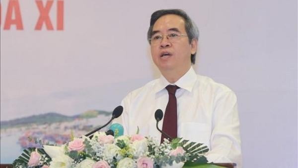 Trưởng Ban Kinh tế Trung ương Nguyễn Văn Bình phát biểu khai mạc Hội nghị.